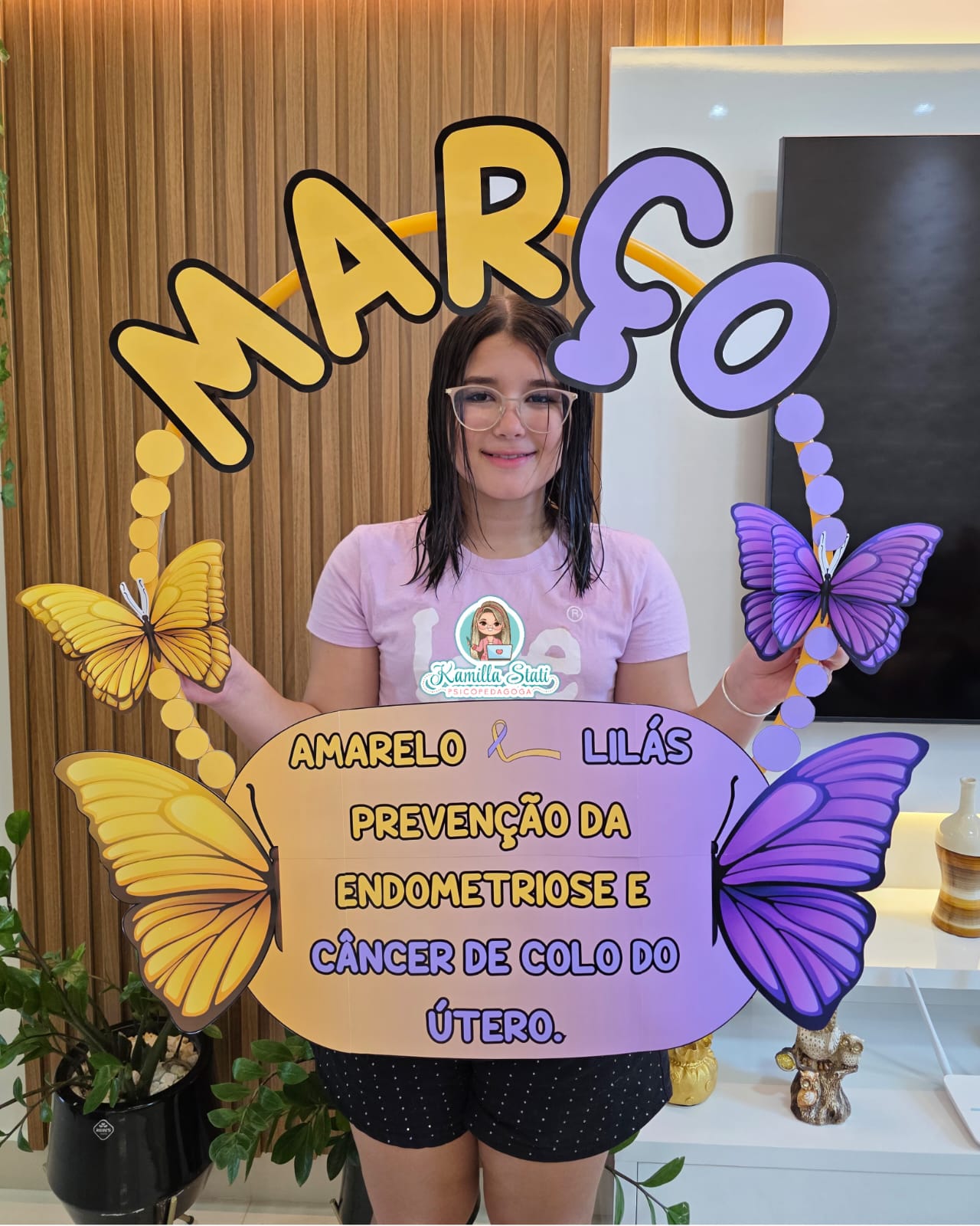 Bambolê para foto março amarelo e lilás 1