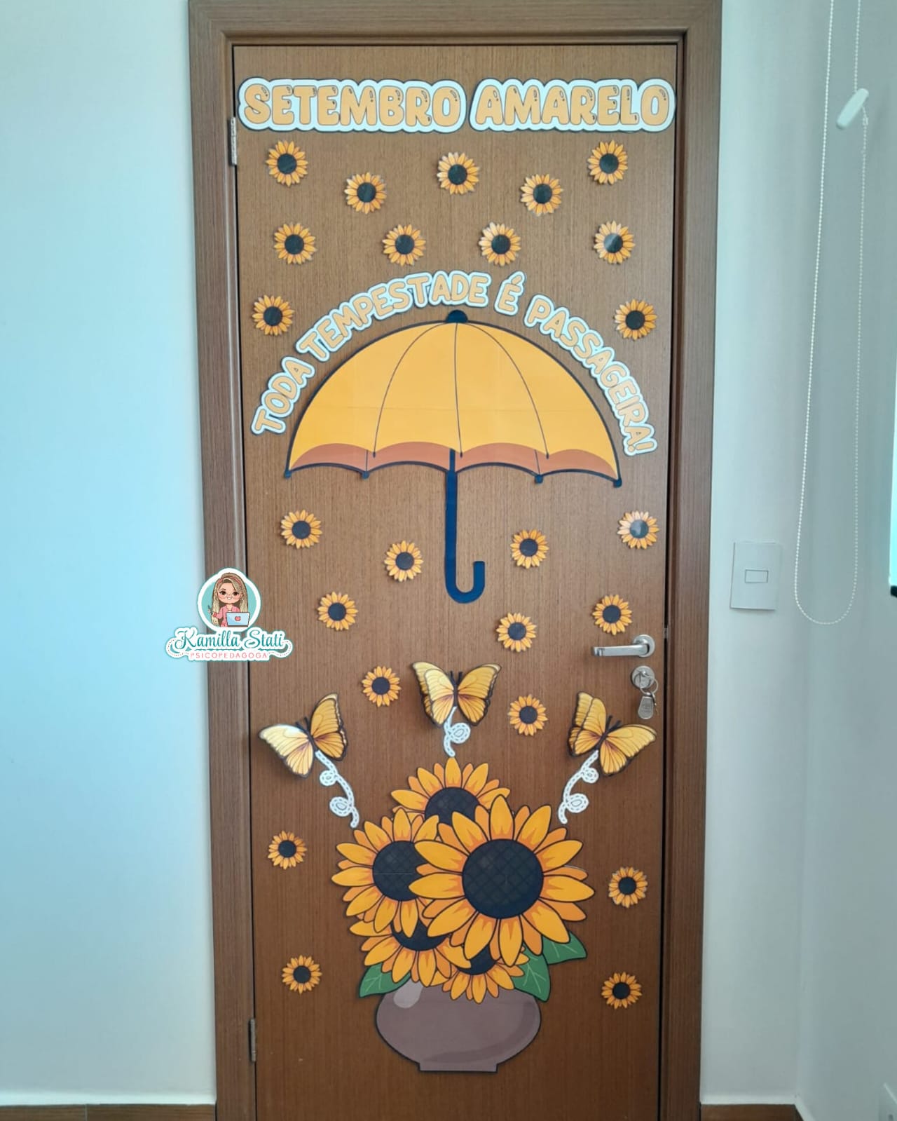 Decoração de porta setembro amarelo girassol 1